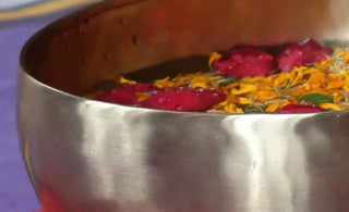 Handmade Treasures: The Unique and Exquisite Singing Bowls Crafted by Artisans