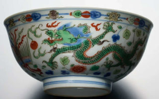 Colorful Charm: Enhancing the Table Setting with Famille Rose Bowls