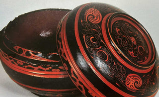 Jade and Lacquer Legacy: Artisanal Treasures of China's Imperial Palaces