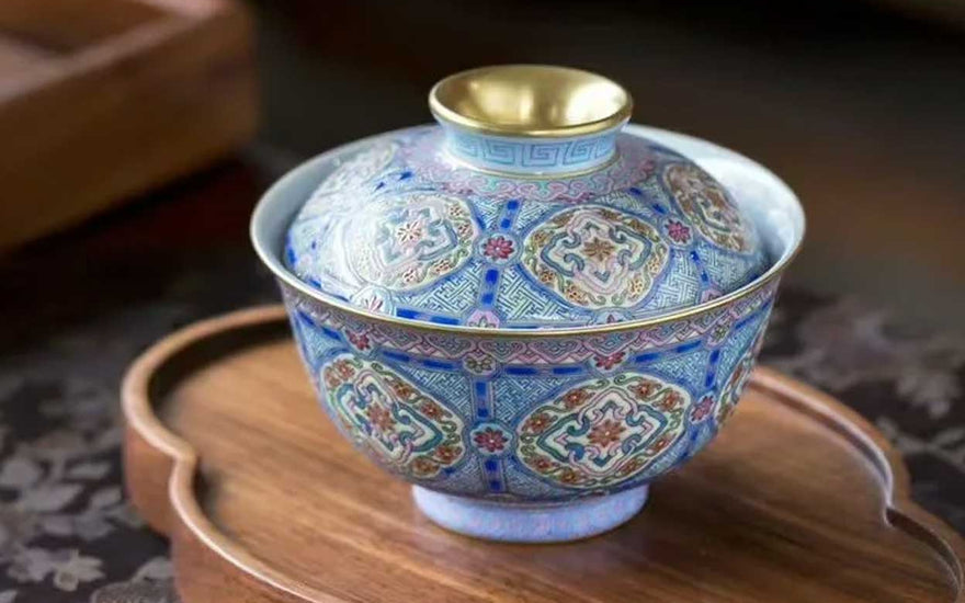 Artistic Reflections: Contemplating Art through Enamel Ceramic Tea Ware