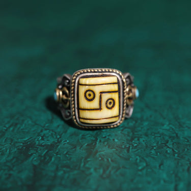 【Unique Item】Handcrafted Silver Ring with Etched Dzi Bead