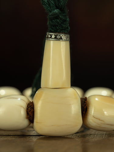 Qing Dynasty Tibetan Old-Style Jade Barrel Bead Bracelet