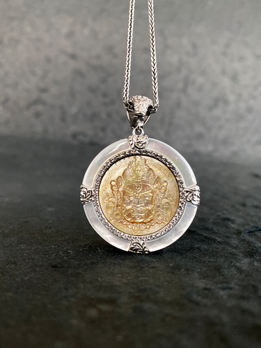 Shell Yellow Jambhala of Wealth Pendant