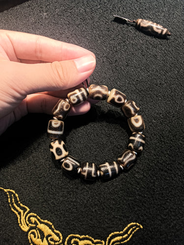 Broken beads Protective Dzi Bead Bracelet