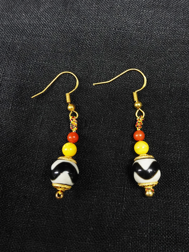 【Unique Item】 Tiger Tooth Dzi bead Earrings  for health