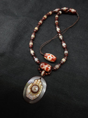 【Unique Item】 Noble Person Lotus Buddha Hand Seal Dzi bead  Necklace
