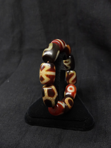 【Unique Item】 Large Dzi bead Multi-Totem Bracelet for Wealth and Blessing