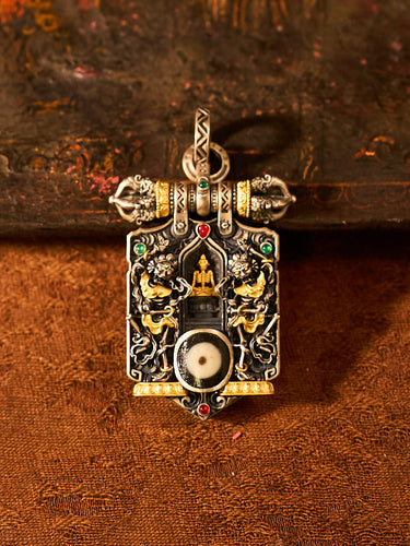 Vajra Śmaśāna-Adhipati Pendant with Dzi Bead – Silver Plated with Gold & Zircon Meditation