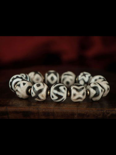 Multi-Totem Dzi Bracelet– Spiritual Protection and Energy Balance
