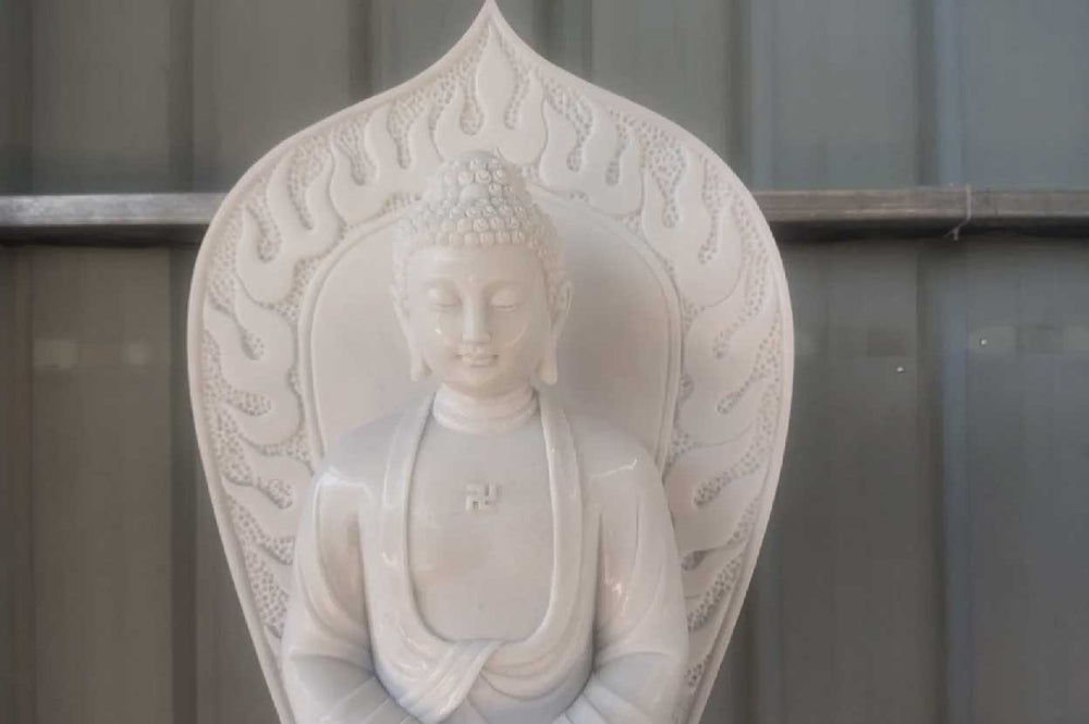 Male Bodhisattva Buddha Statues: Navigating the Timeless Beauty