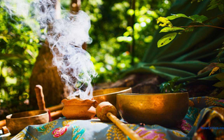 ✦ Sacred Smoke and Crystal Light: A Tibetan Incense Ritual to Awaken Your Deepest Intentions ✦