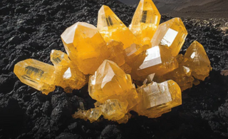 💛 Citrine Crystal Meaning, Benefits, and How to Use It for Wealth, Healing & Energy
