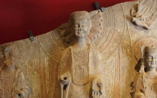 Exploring the Symbolism in the Expression of Stone Buddha