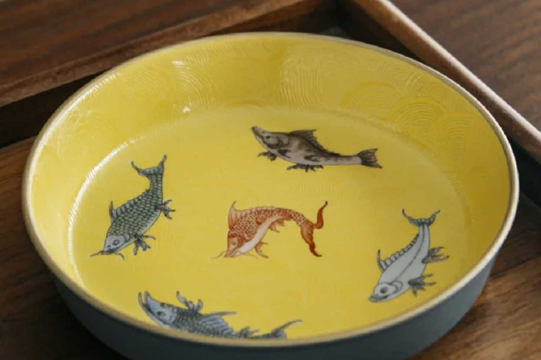 The Abundant Waters: Celebrating Prosperity and Fortune Symbolized by Fish on Ceramics