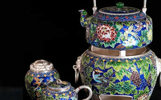 Colors of Tradition: Folkart Enamel Delights