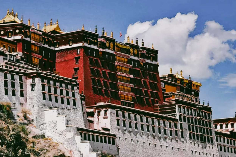 Potala Palace Chronicles: Unveiling the Spiritual and Architectural Legacy of Tibet