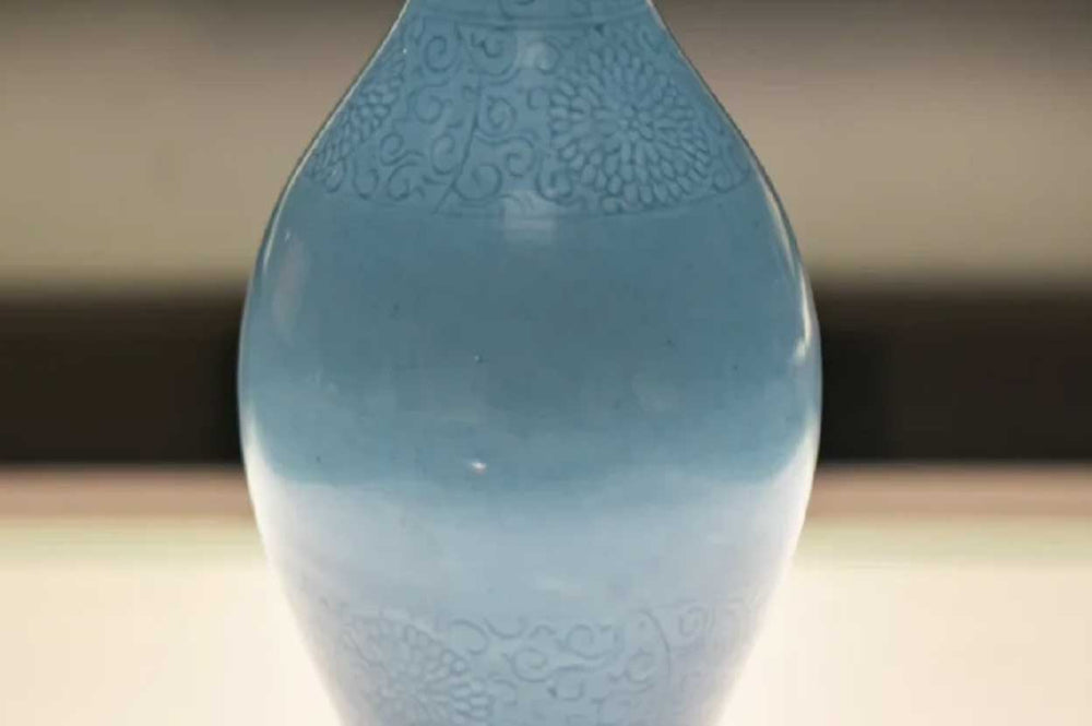 Royal Heirlooms: Passing Down the Legacy of Qing Kangxi Style Porcelain