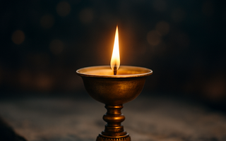 🌕 Lamp Offering Beneath a Thousand Buddhas: A Tibetan Ritual of Light, Grief & Return