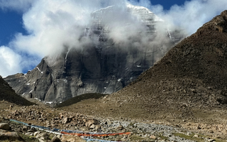 Where the Sky Meets Earth: Preserving Tibetan Turquoise Legacy Through Generations