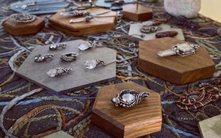 Designer Ban — The Heart of Kailash Energy's Balance and Comfort in Jewelry