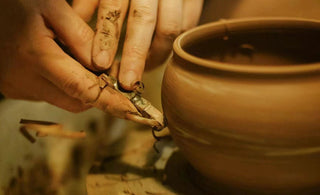 Ming Dynasty Clay Elegance: Traditional Chinese Pottery Techniques - Kailash Energy