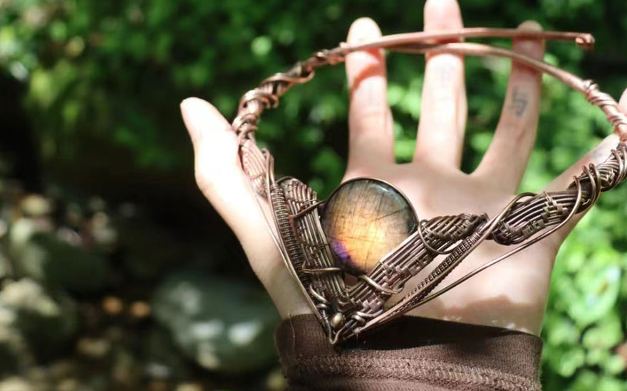 Kailash Energy: Qingke's Art of Wire-Wrapping, A Connection to Nature’s Spirit