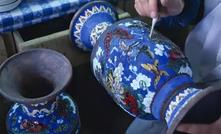 Refined Elegance: The Enchanting World of Enamel Ceramic Vases - Kailash Energy