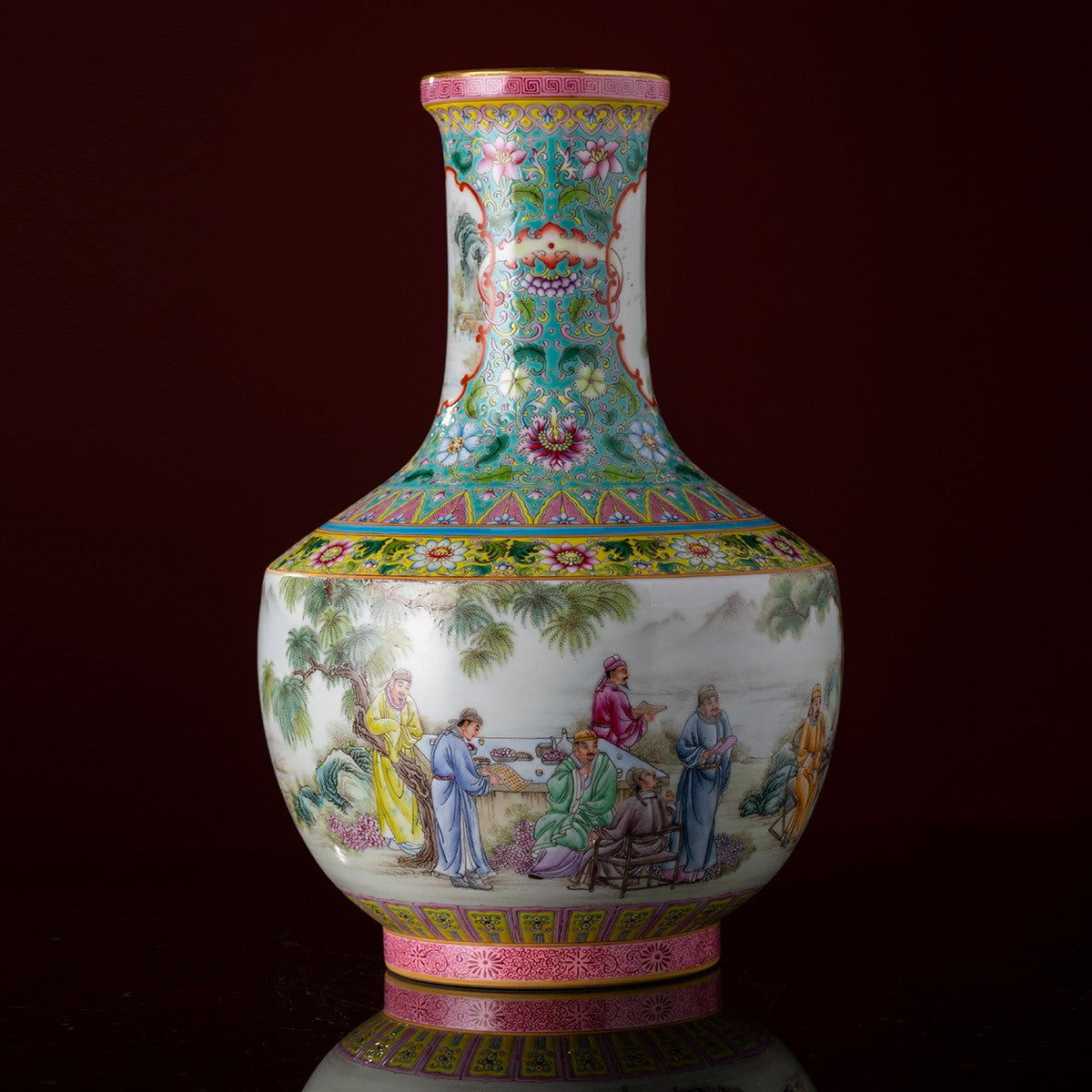 Qing "Yongzheng" Enamelled