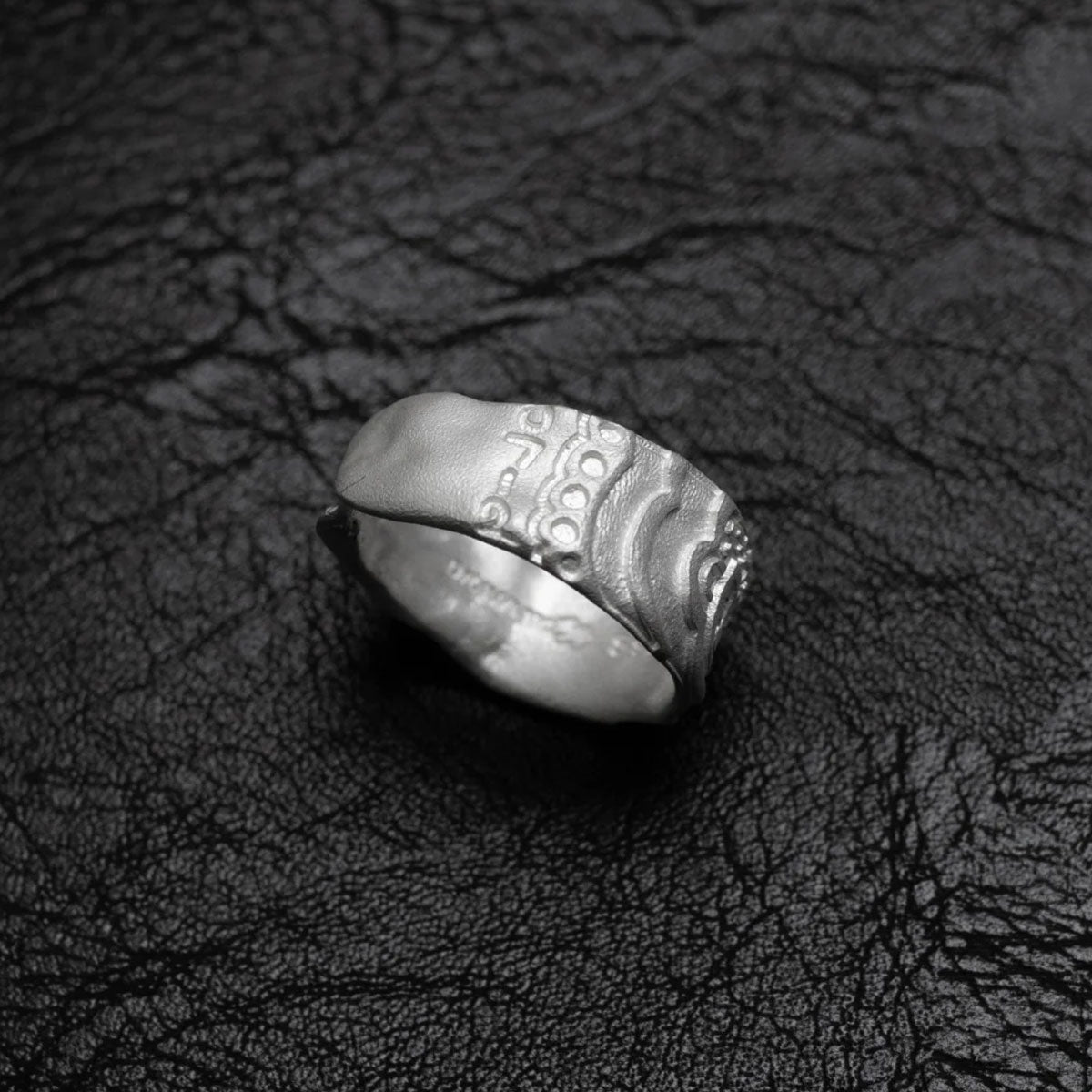 Guardian's Oath Engravable Sterling Silver Ring