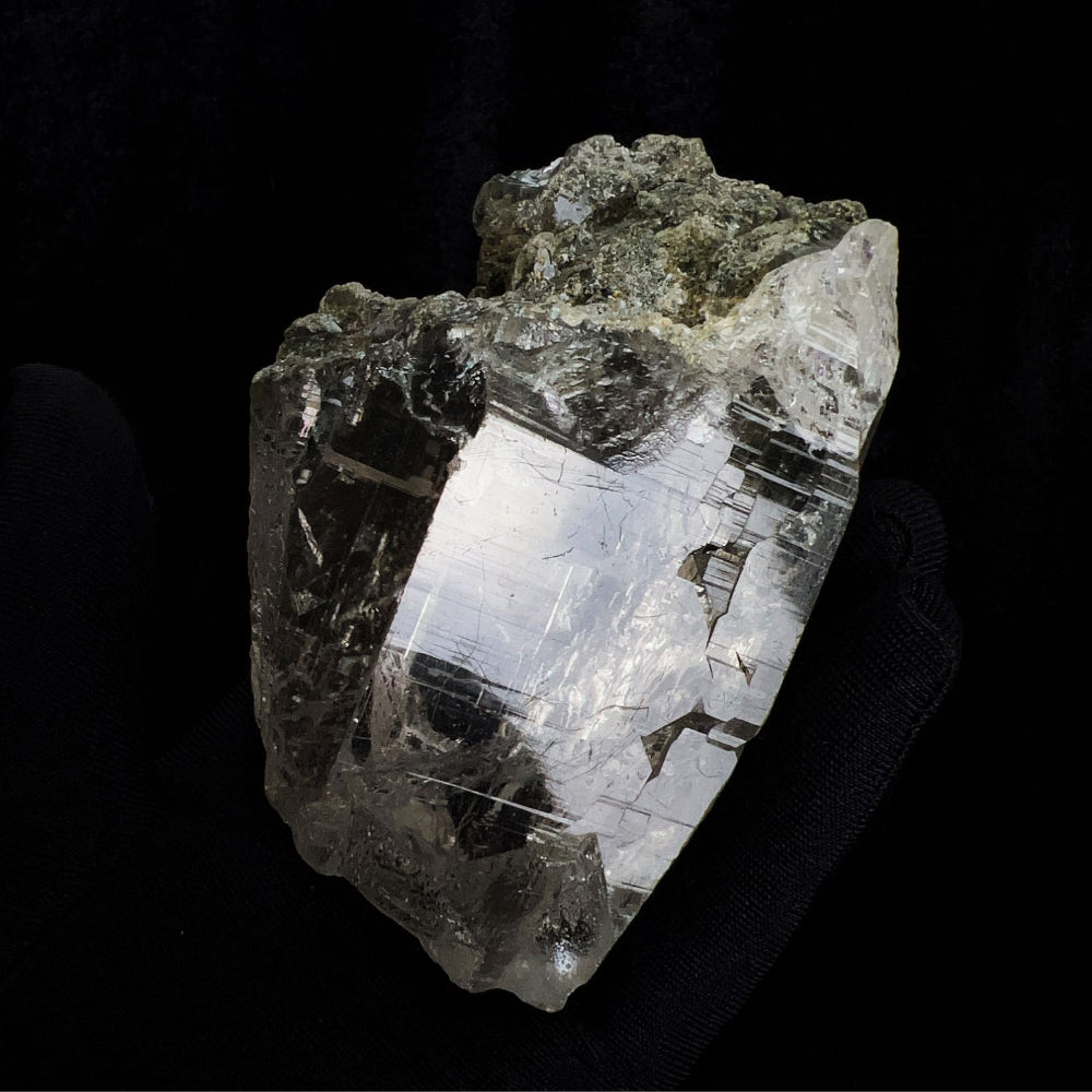 Kailash Energy Himalayan White Quartz Crystal - Tranquil Energy Stone