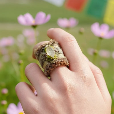 Nature's Embrace Healing Clear Quartz Woven Ring