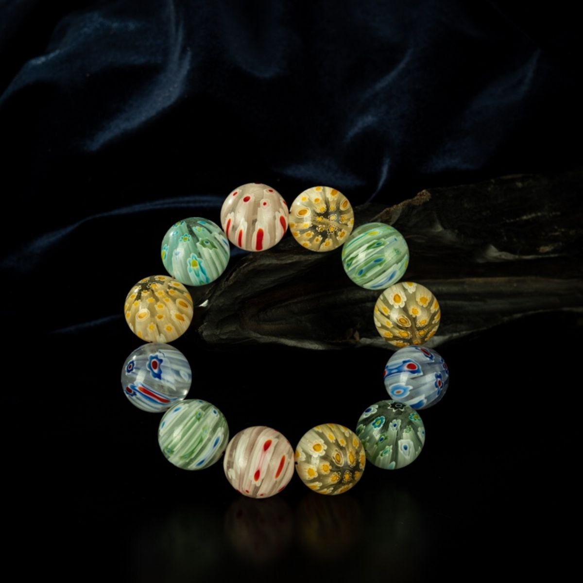 Qing Dynasty Imperial Glass Bracelet Thousand Flowers Venice