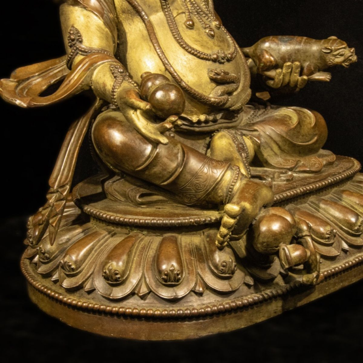 Qing Dynasty Tibetan Antique Statue Yellow Jambhala Gilded Shalu Monastery