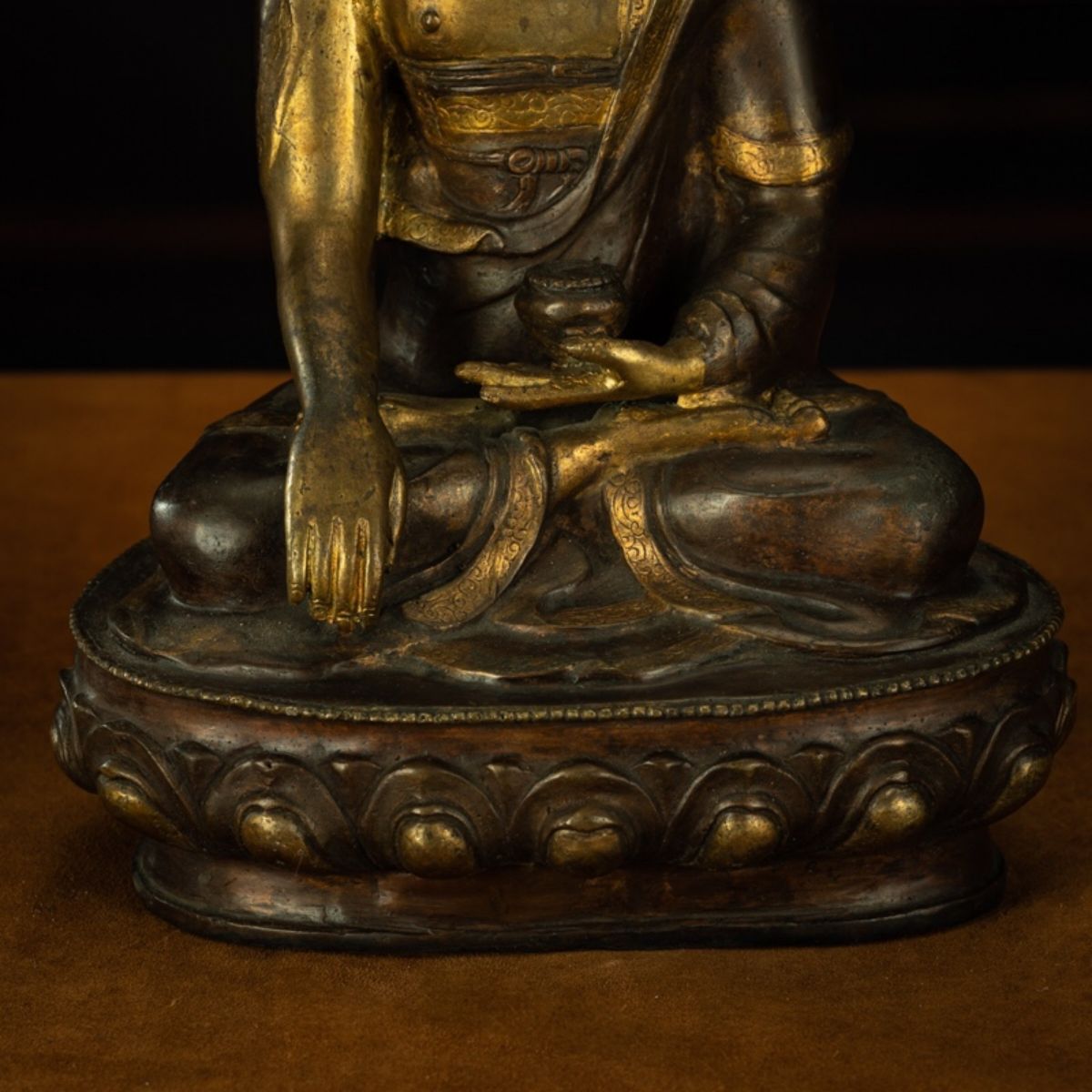 Qing Dynasty Tibetan Antique Statue Shakyamuni Buddha Copper Tibet