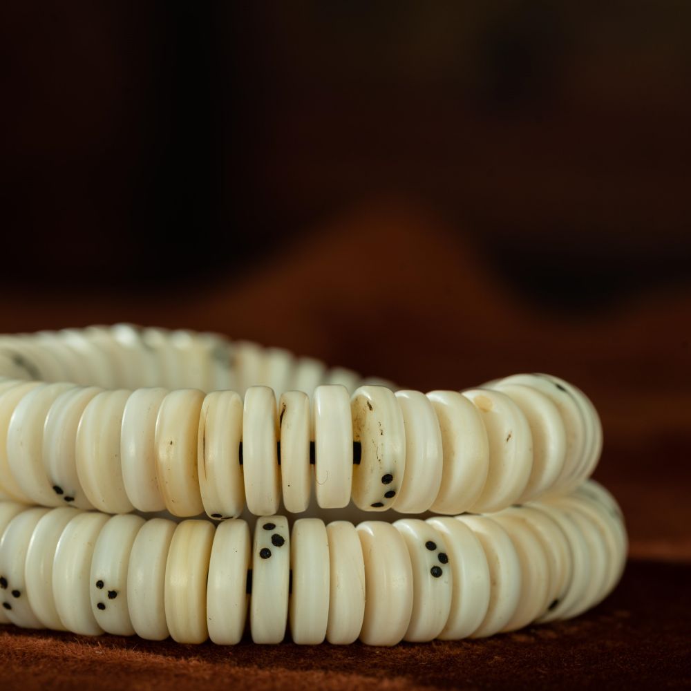 Qing Dynasty  Tridacna gigas prayer beads Tridacna fossils  Tibetan ritual article Antique