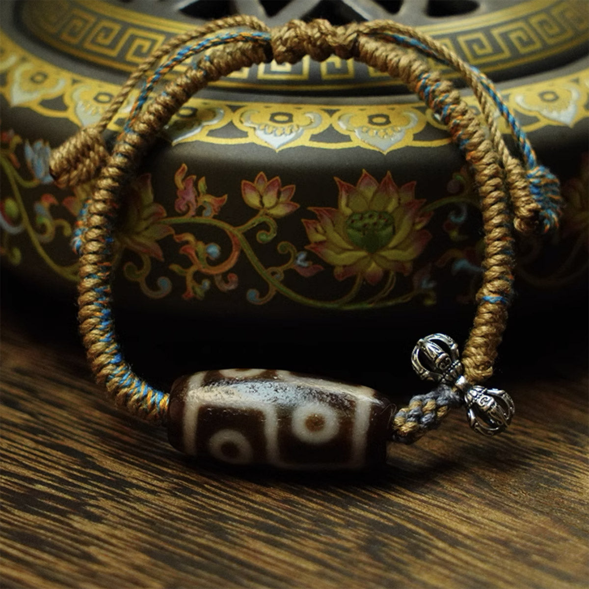 Bring good luck Six Eyes Dzi Beads Tibetan string Natural agate chalcedony Vajra pestle hand-woven rope