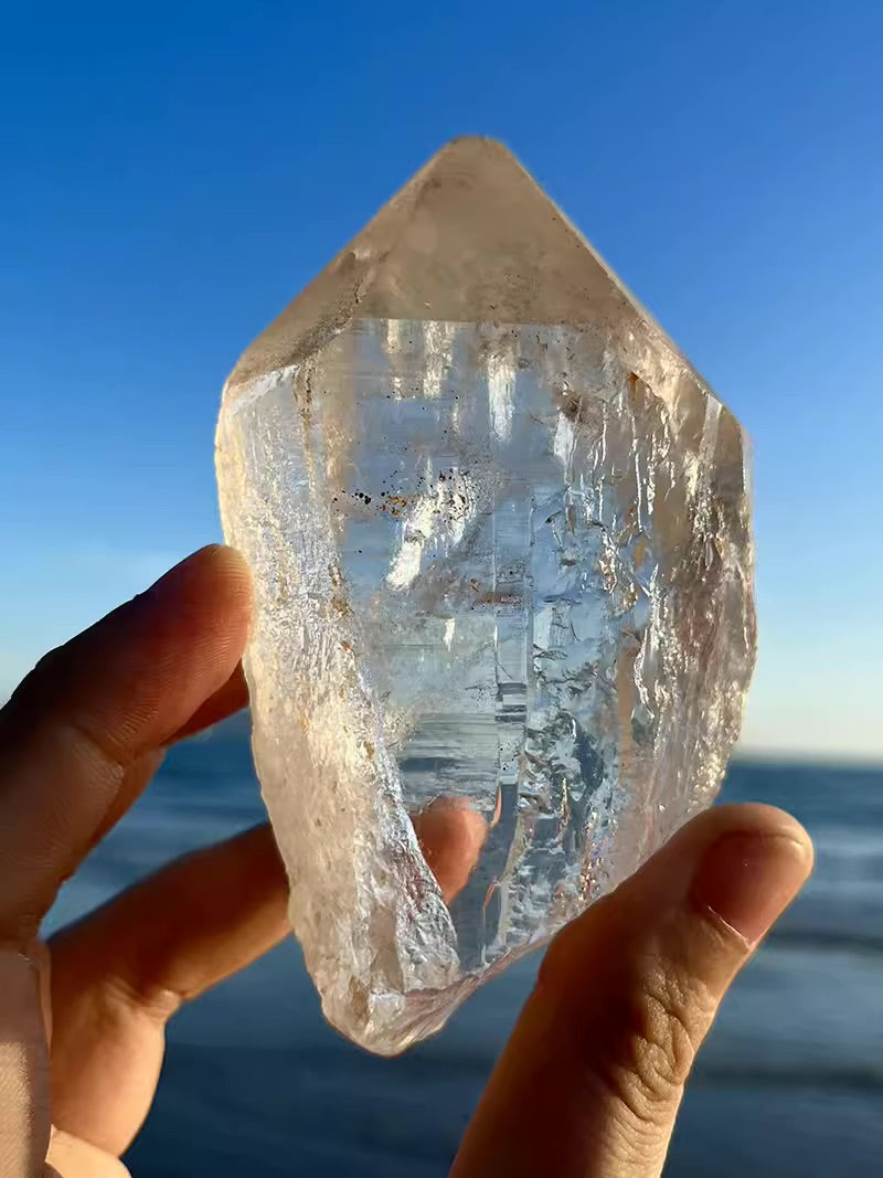 Tibet Angel Quartz Crystal White Raw Crystal Awakens Angelic Energy