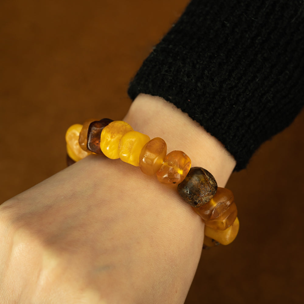 Extremely Rare Natural Amber Multi-Treasure Bracelet  Contains the Colors and Mysterious Energy of Nature