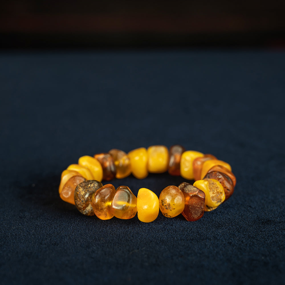 Extremely Rare Natural Amber Multi-Treasure Bracelet  Contains the Colors and Mysterious Energy of Nature