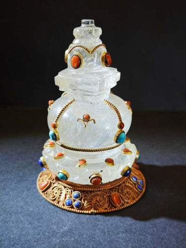 Himalayan Clear Quartz Stupa – Sacred Clarity & Blessing Energy