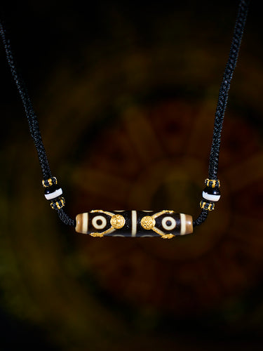 Fortune Path Zigzag Eight-Eyed Agate 18K Gold Dzi Pendant