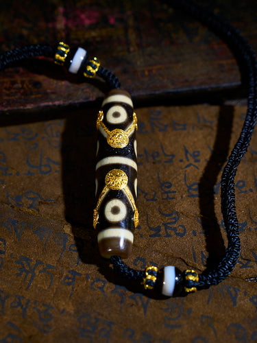 Fortune Path Zigzag Eight-Eyed Agate 18K Gold Dzi Pendant