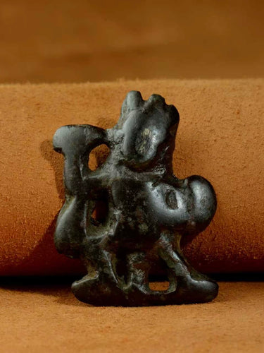 Song–Yuan Thokcha Vajrapani Black Lacquer Patina Amulet
