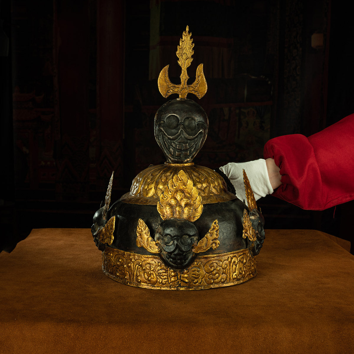 Qing Dynasty   Giant Padmasambhava Hat Tibetan Dharma Instrument Gilt Samye Monastery