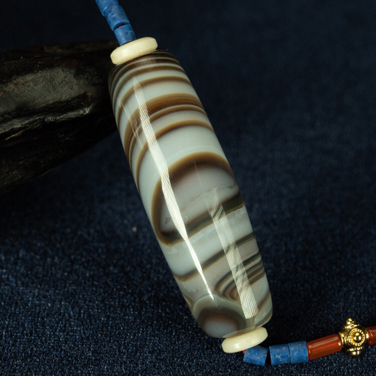 Buddha's Eye Pearl Tibetan Millennium Dzi Bead Sardonyx Natural Manifestation