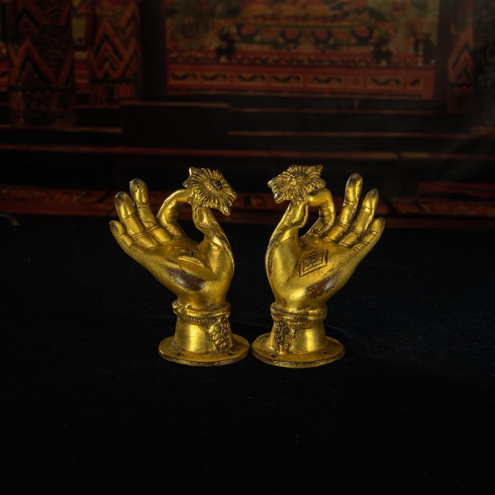 Qing Dynasty Lotus Flower Buddha Hand Gilded Tibetan Ritual Item Antique Pure Tibetan