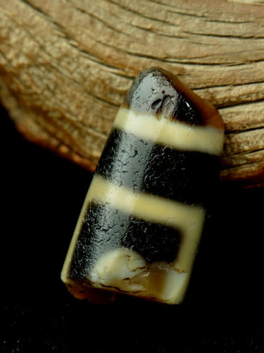 Antique Pure Dzi Bead Fragment From Tibet