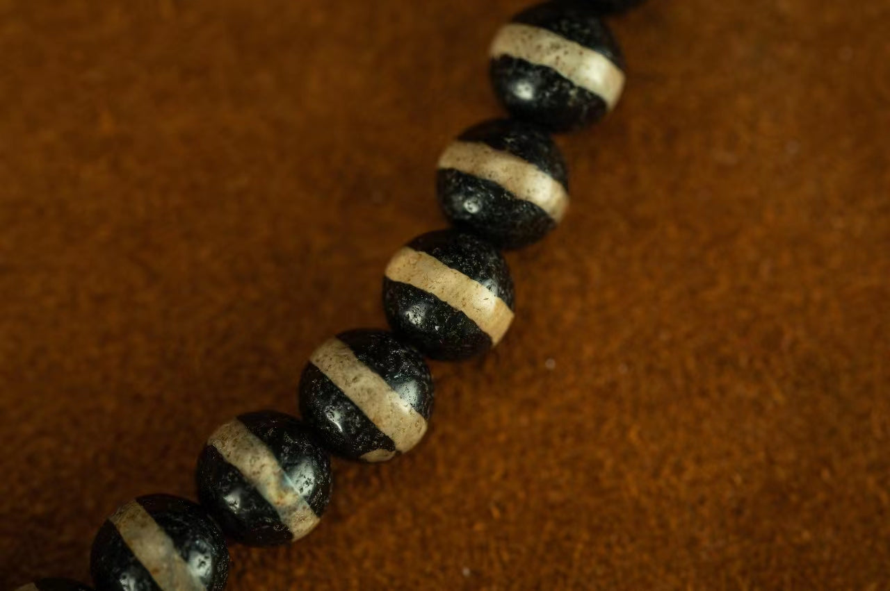 Ancient Natural Bhaisajyaguru 108 Tibetan Antique Beads puretibetan