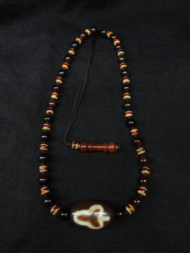【Unique Item】 Old Agate Six-Syllable Mantra Bodhi Dzi Bead Necklace