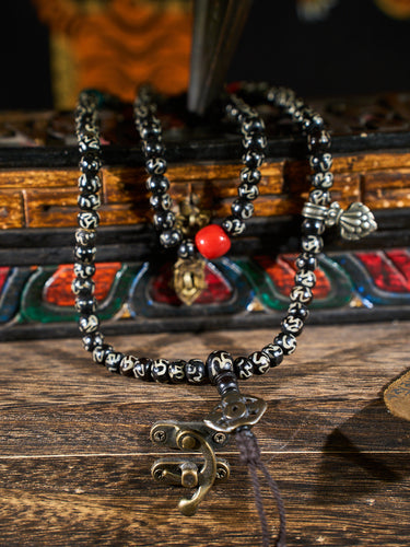Tibetan Black Agate Mantra Charm Bracelet